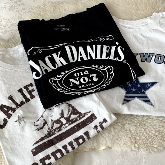 MOVING SALE❗️🆕 White tiger vintage wash tee - Picture 5 of 5